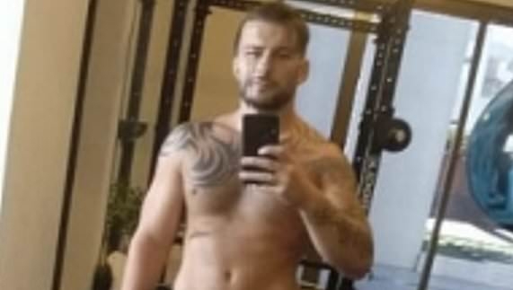 British 'cocaine kingpin' is pictured in selfie 'sent on encrypted phone used to plan gangland murder from his luxury Dubai base'