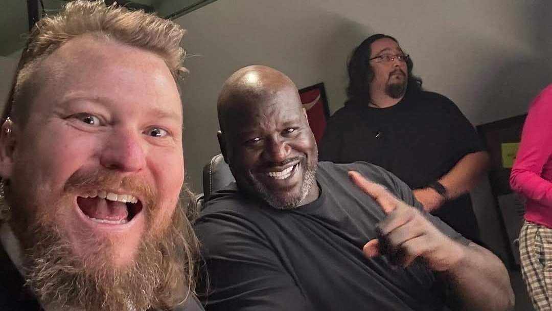 Aussie comedian left stunned as NBA superstar delivers $60,000 act of generosity to a stranger