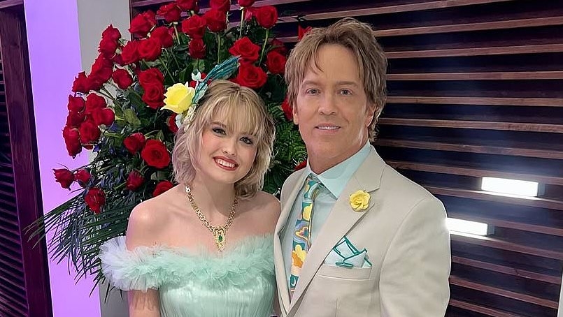 Anna Nicole Smith's daughter Dannielynn, 18, stuns in late mom's jewelry after iconic dress moment