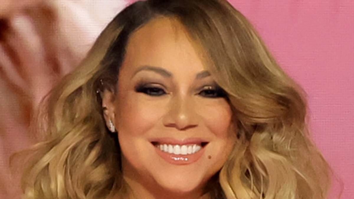 Mariah Carey's, 55, rumored boytoy Anderson .Paak, 39, reveals major update on their relationship