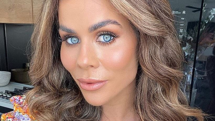 Sophie Guidolin claims she has to fork out $4,000 per week in rent while her home is 'rebuilt' from 'cyclone damage' - as she teases starting an OnlyFans to get by