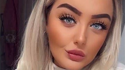 BREAKING NEWS Shocking reason British beautician in Chicago 'sought out ICE agents and begged them to deport her'