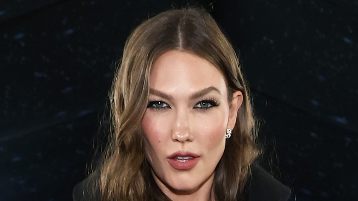 Karlie Kloss makes hilarious reference to THAT iconic Met Gala moment