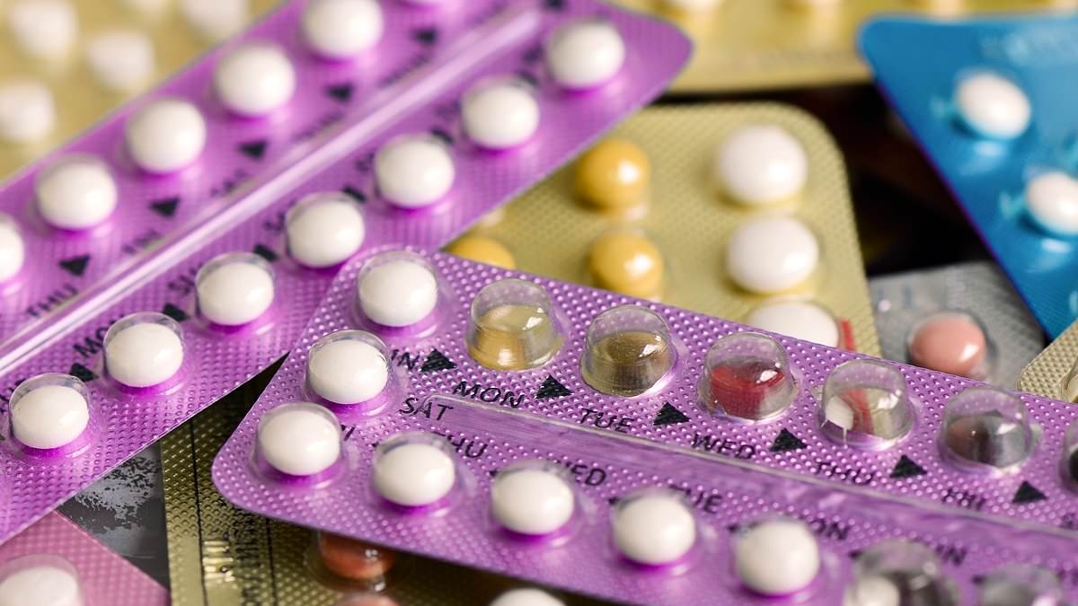 Doctors issue warning as they discover deadly risk of contraceptive pill for specific group of women