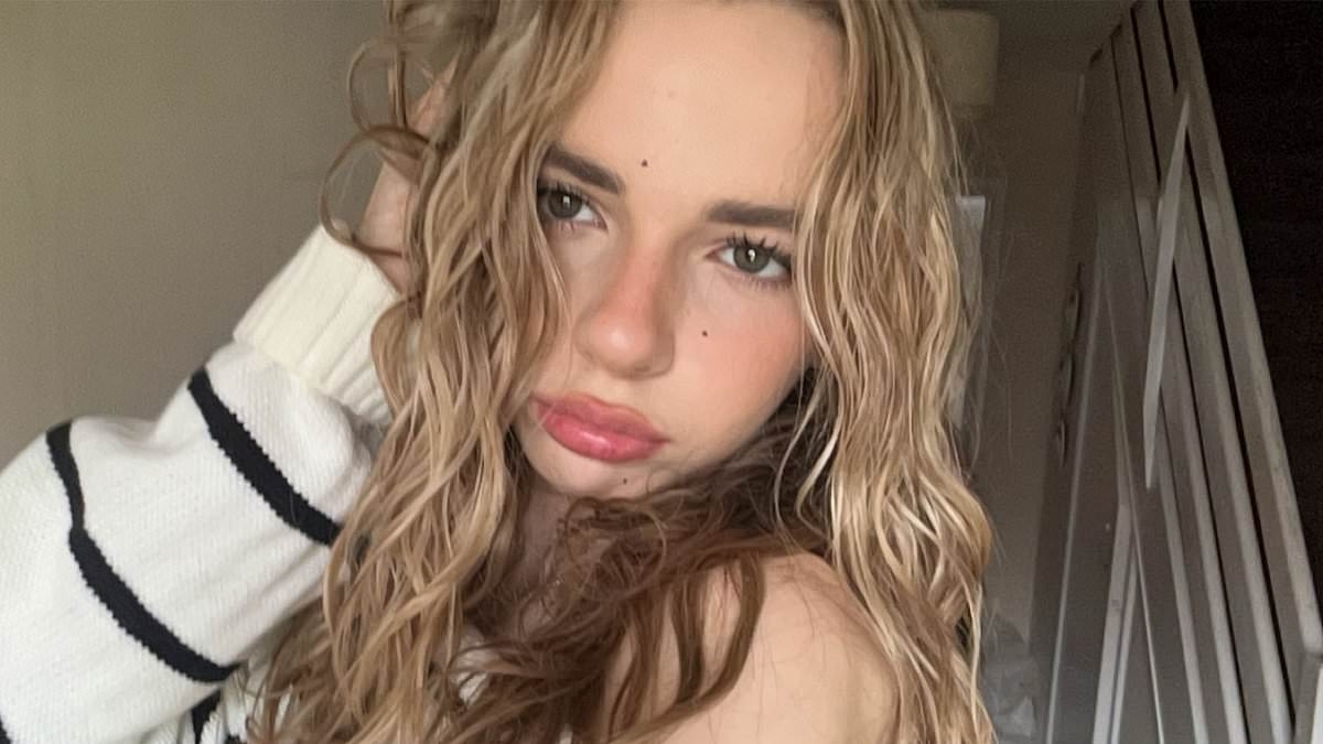 EXCLUSIVE Teenager had common pain she thought was caused by cycling - it was killer stage 4 cancer