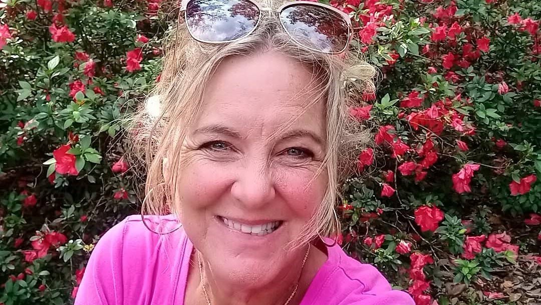 Utterly terrifying final moments of woman knocked out of canoe and killed by alligator in front of her husband