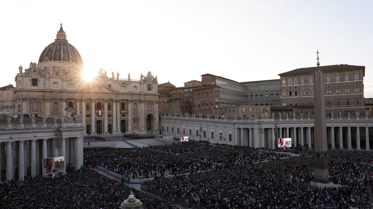 Archaeologists discover secret pope palace that predates the Vatican by 1,000 years