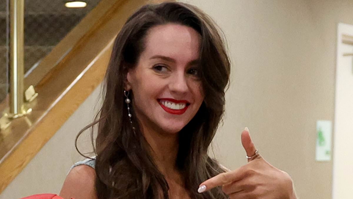 EXCLUSIVE Jordon Hudson sends message with new outfit at Maine beauty pageant after Bill Belichick's appearance