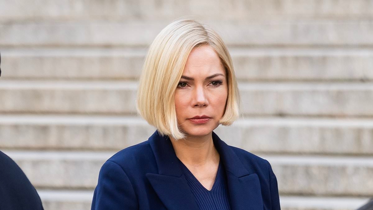 Michelle Williams sports a fake baby bump as she gets into character to film thriller A Place In Hell in New York