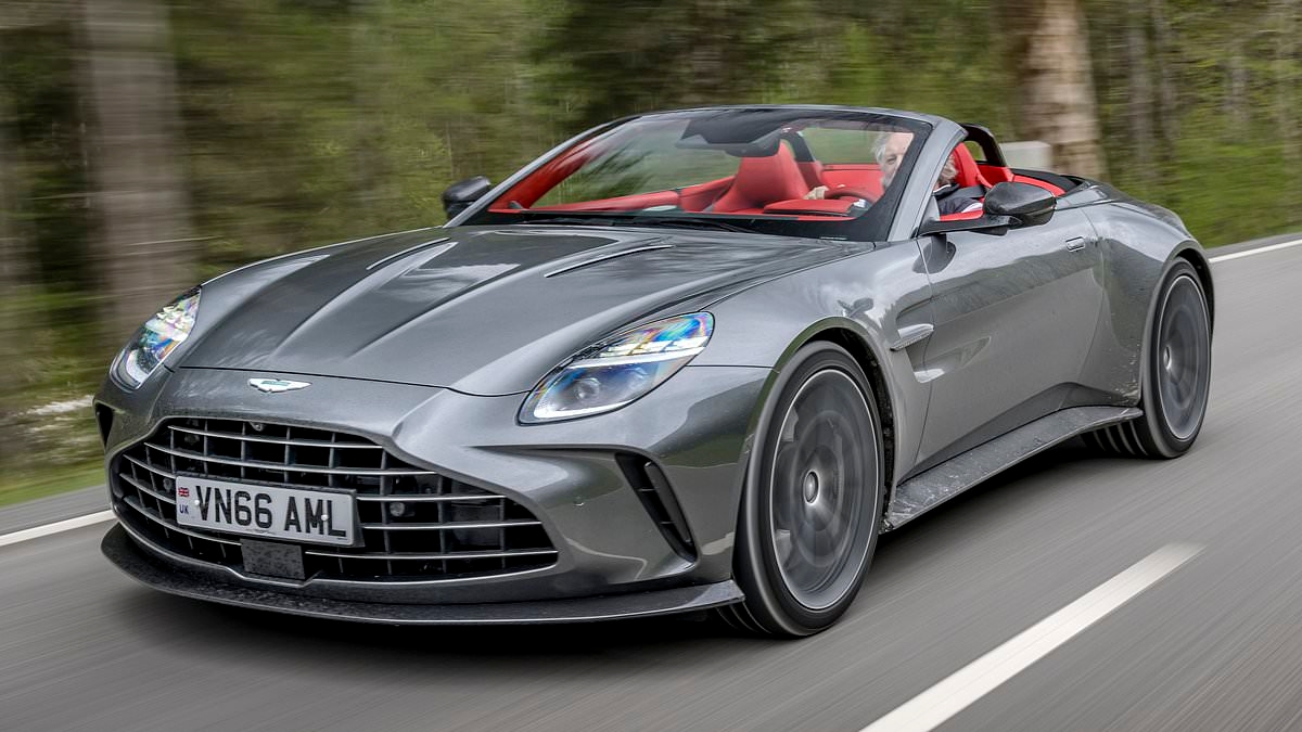 Aston Martin's new Vantage Roadster revealed