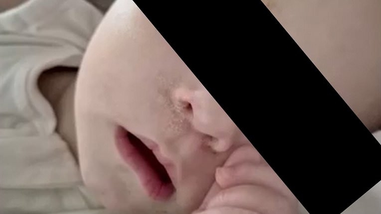 Urgent warning to parents about new Aussie formula after a baby boy suddenly fell ill and was rushed to hospital