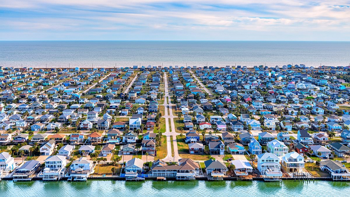 Texas housing market faces challenges after surge of listings