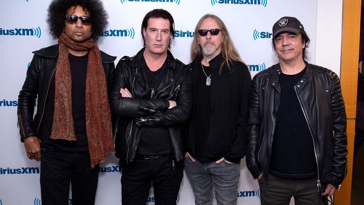 Iconic 90s rock band cancels tour after drummer suffers medical emergency