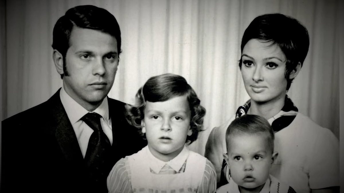 Wynonna Judd reveals 'devastated' reaction when mother Naomi confessed who her real dad was