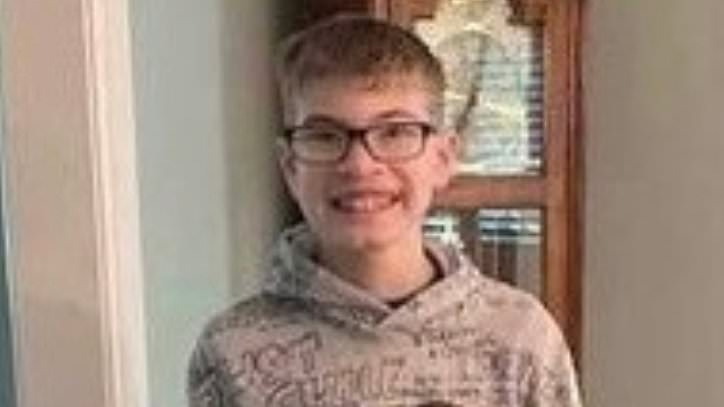 Toxic war breaks out between parents of missing autistic teen and internet sleuths hunting to find him