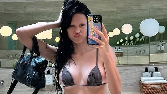Lisa Rinna, 61, fans go wild over her 'crazy' bikini body as they guess she is a size '00'