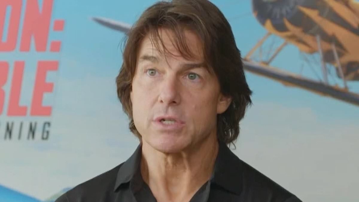 The photo Tom Cruise may not want you to see! Innocent image of Hollywood superstar surprises fans during Mission: Impossible press tour