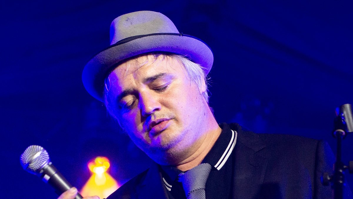 Pete Doherty takes to the stage in Brighton after candid admission about 'missed opportunities to be a father' as he reveals he never sees his eldest daughter