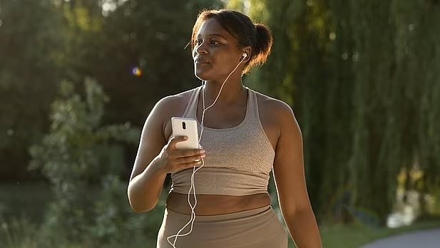 Experts pinpoint number of daily steps that can prevent 13 types of cancer - forget 10,000