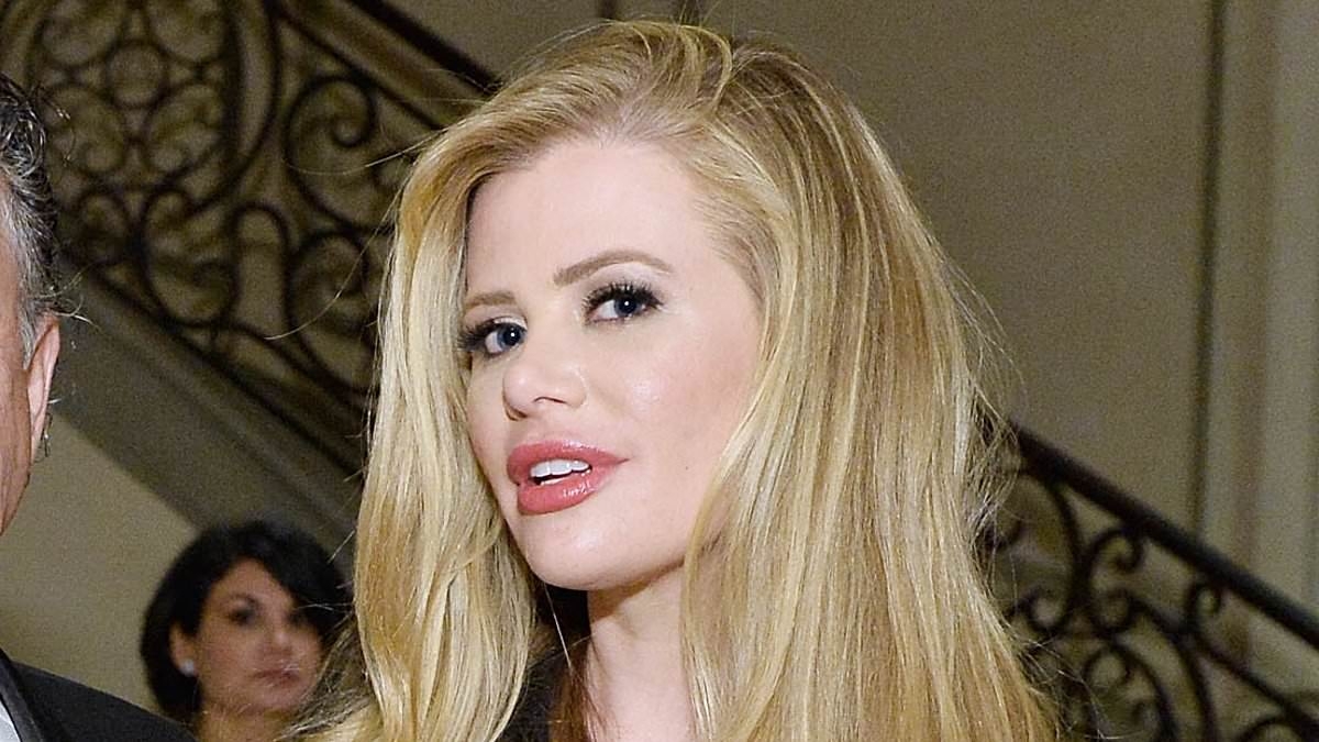 Model at war with interior designer neighbor over unfinished mansion... and 'romps with the builder'