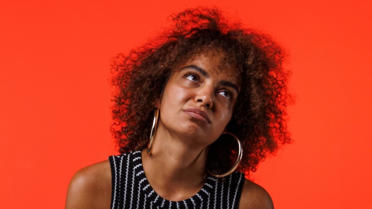 60% of women are victims of the money mansplainers (that's a bit more than half, luv)