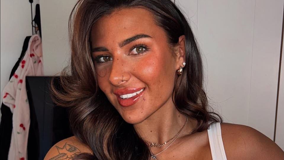 EXCLUSIVE Prison officer who 'f***** her life up' over behind bars affair with inmate wants to rekindle their romance after her release from jail, his mother claims
