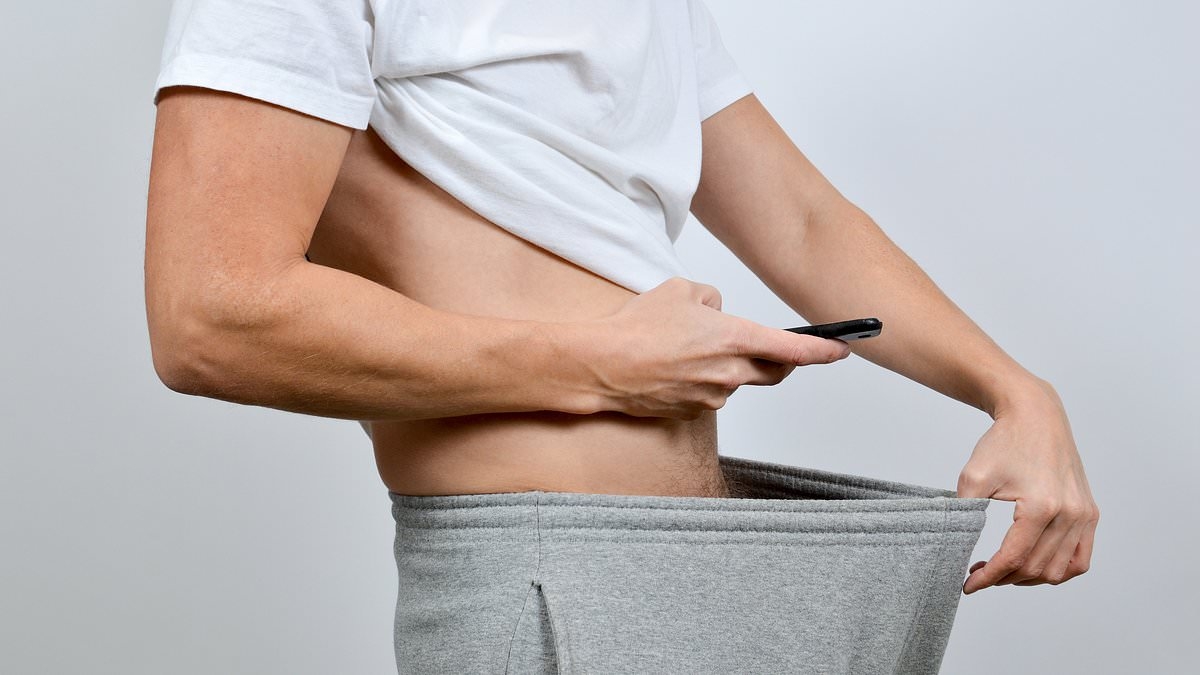GP issues urgent warning over 'summer penis' phenomenon that could destroy intimate moments