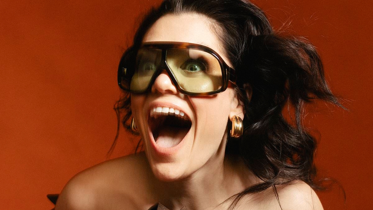 Jessie J sends fans wild as she drops brand-new single - and unveils stunning artwork