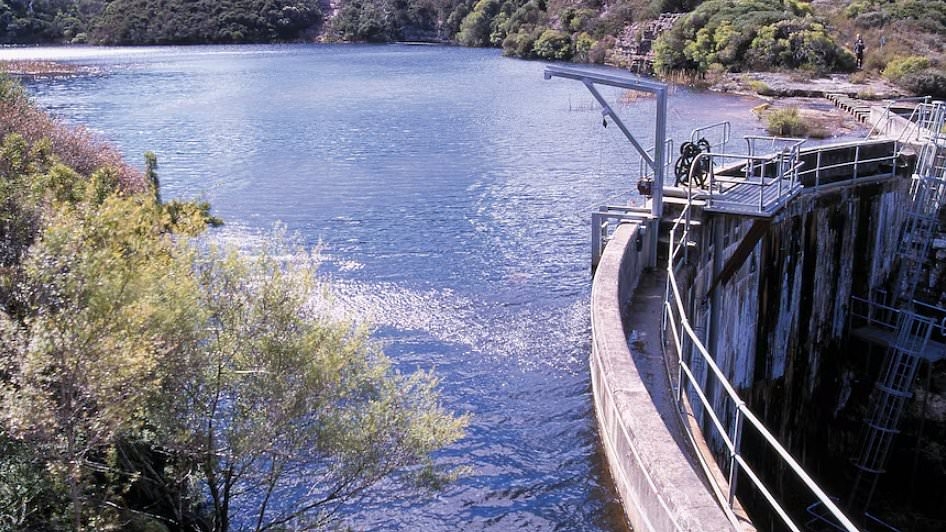 Residents set to sue NSW government and Sydney Water over 'Erin Brockovich-level scandal'