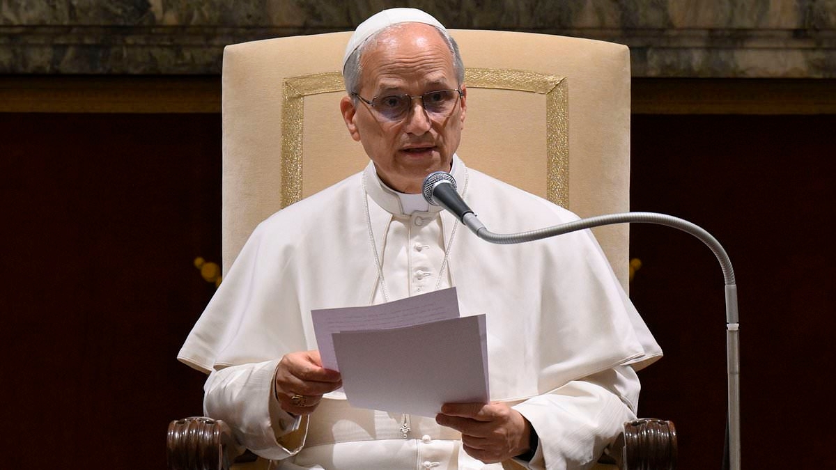 New Pope offers Vatican as a venue for peace talks between Ukraine and Russia - after talks in Istanbul appeared to break down after just an hour and a half