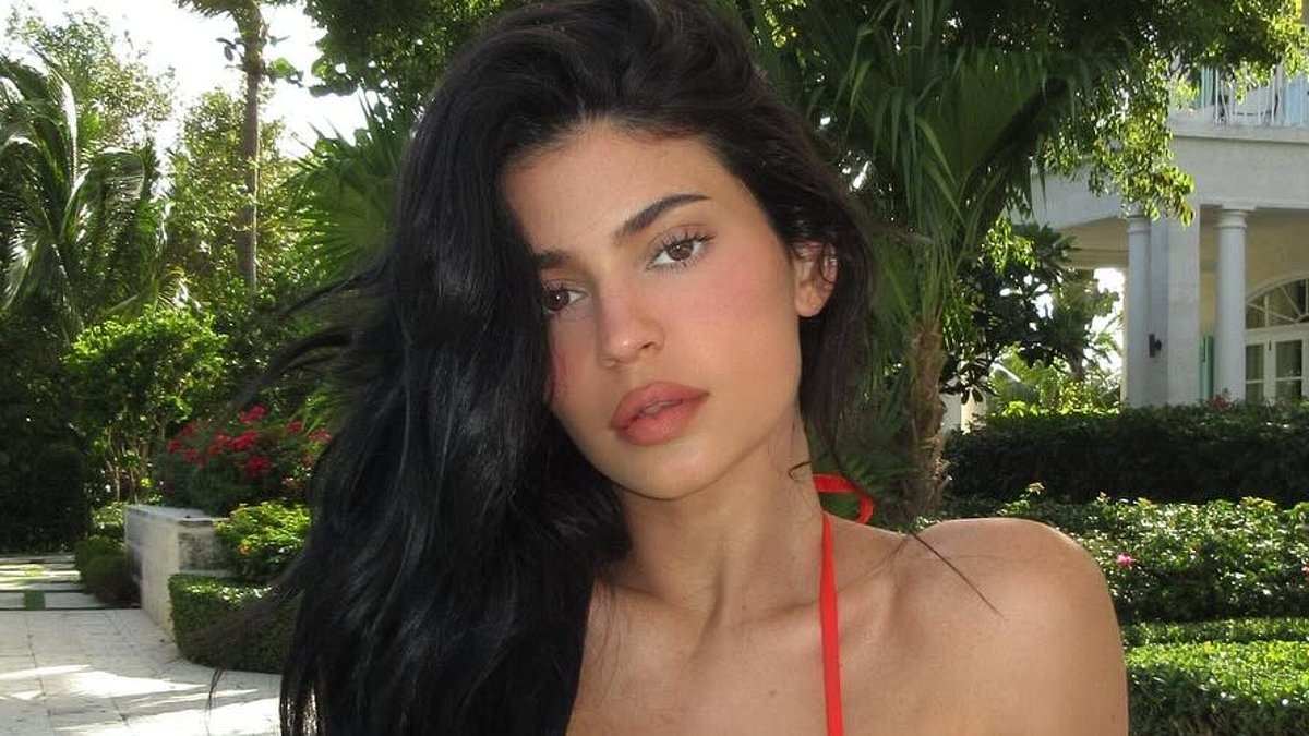 Kylie Jenner nearly spills out of $10K thong bikini as fans gush boyfriend Timothée Chalamet 'won at life'