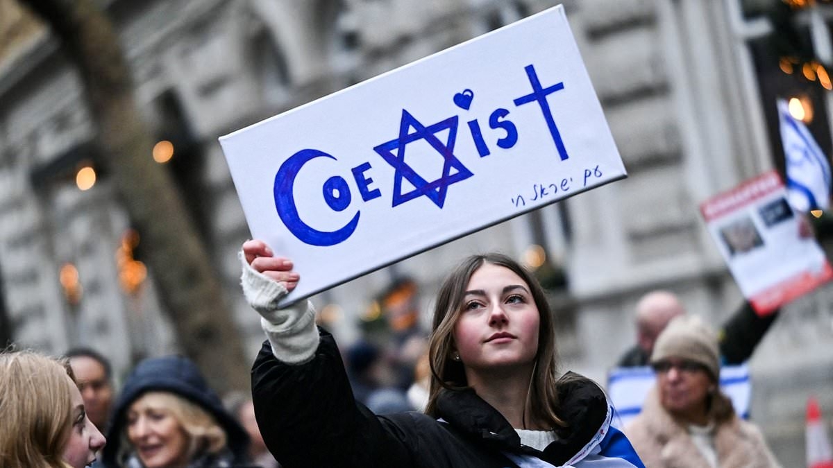Antisemitic claims being made in University lectures, seminars and talks are 'flourishing unchecked'