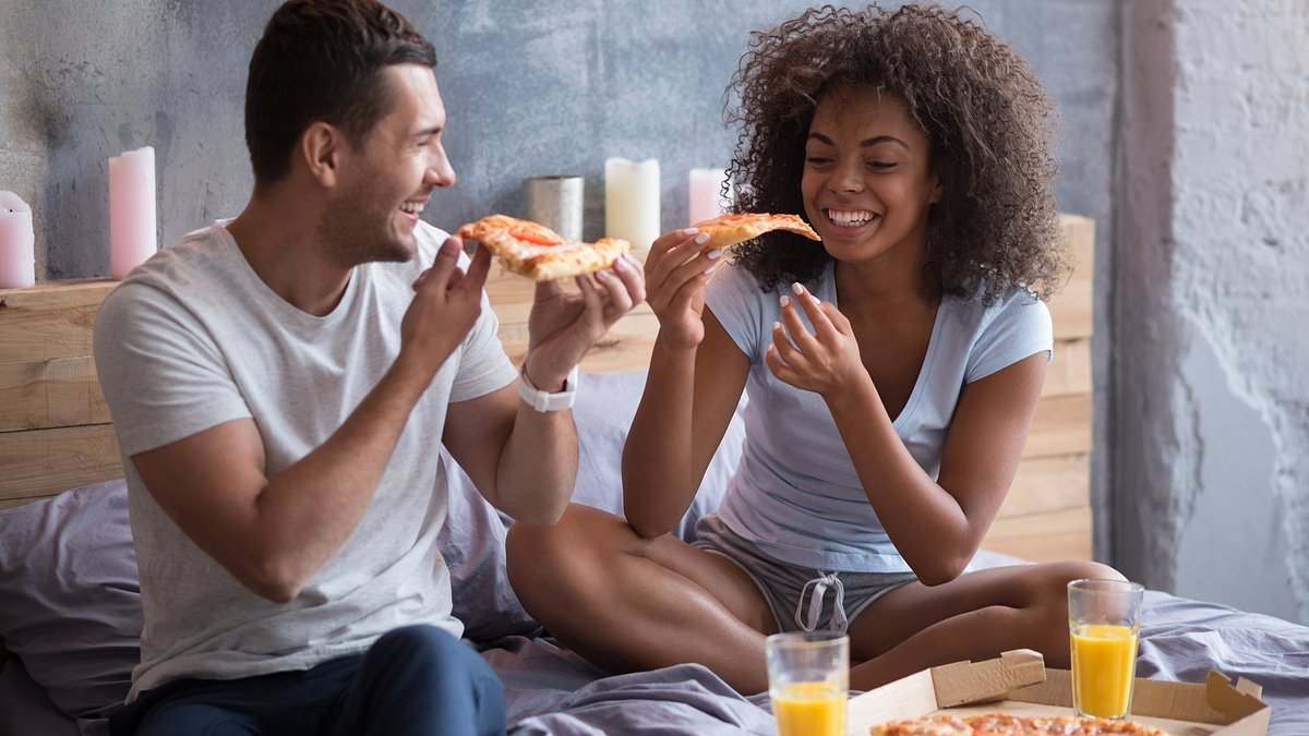 I'm a diet expert - and there's a 'healthy' food you should NEVER eat before going to bed