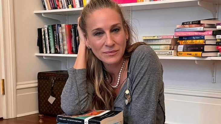 Sarah Jessica Parker mercilessly mocked after baffling fans with wild claim about reading