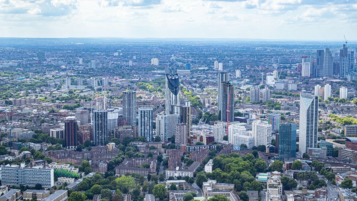 How US political instability could benefit London's financial sector