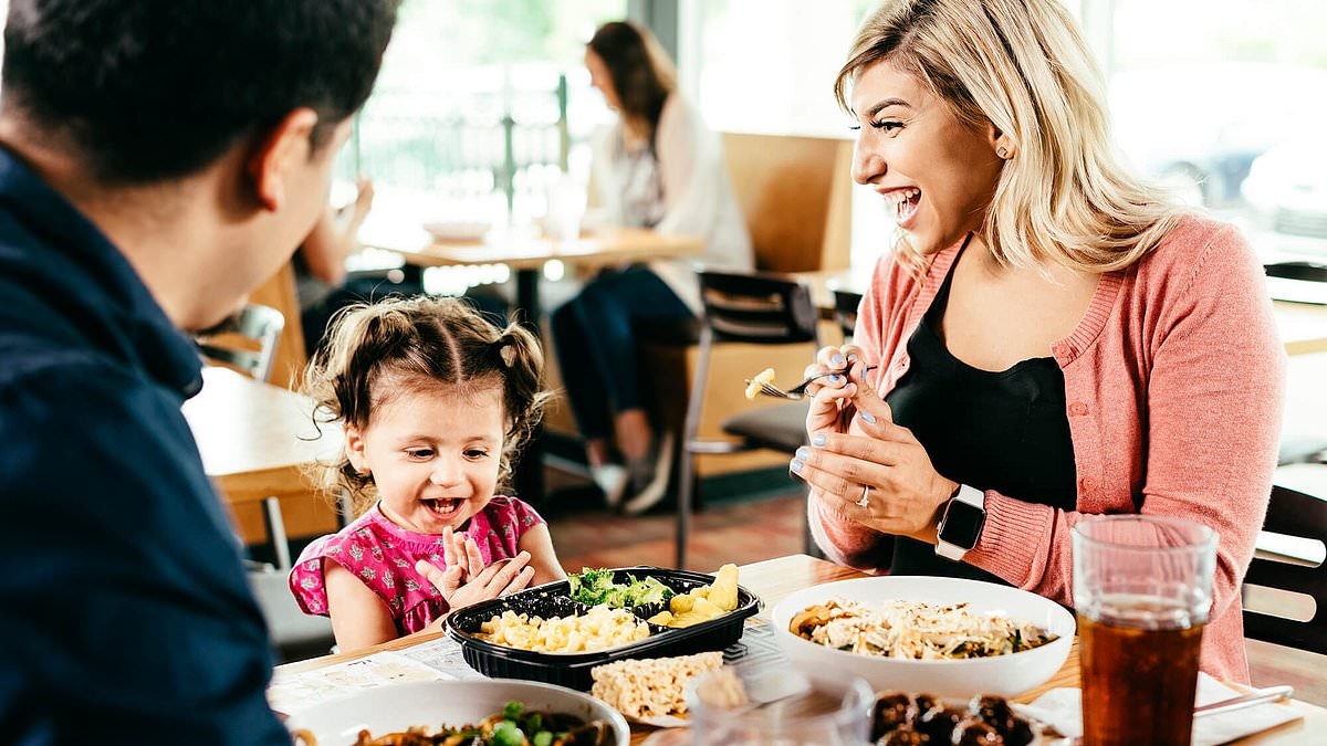 Noodles & Company to close up to 21 locations