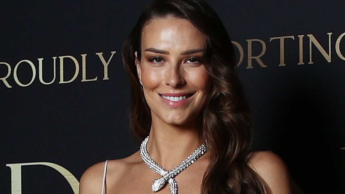 EXCLUSIVE The scandalous past of Sydney's most discreet socialite: Today, she's a charity maven married into a mining fortune. You'd never guess why she was suspended from her posh private school...