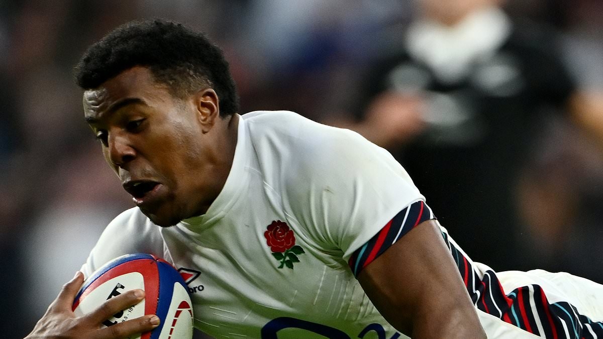 Immanuel Feyi-Waboso named in first England summer squad as wing nears return from long-term shoulder injury