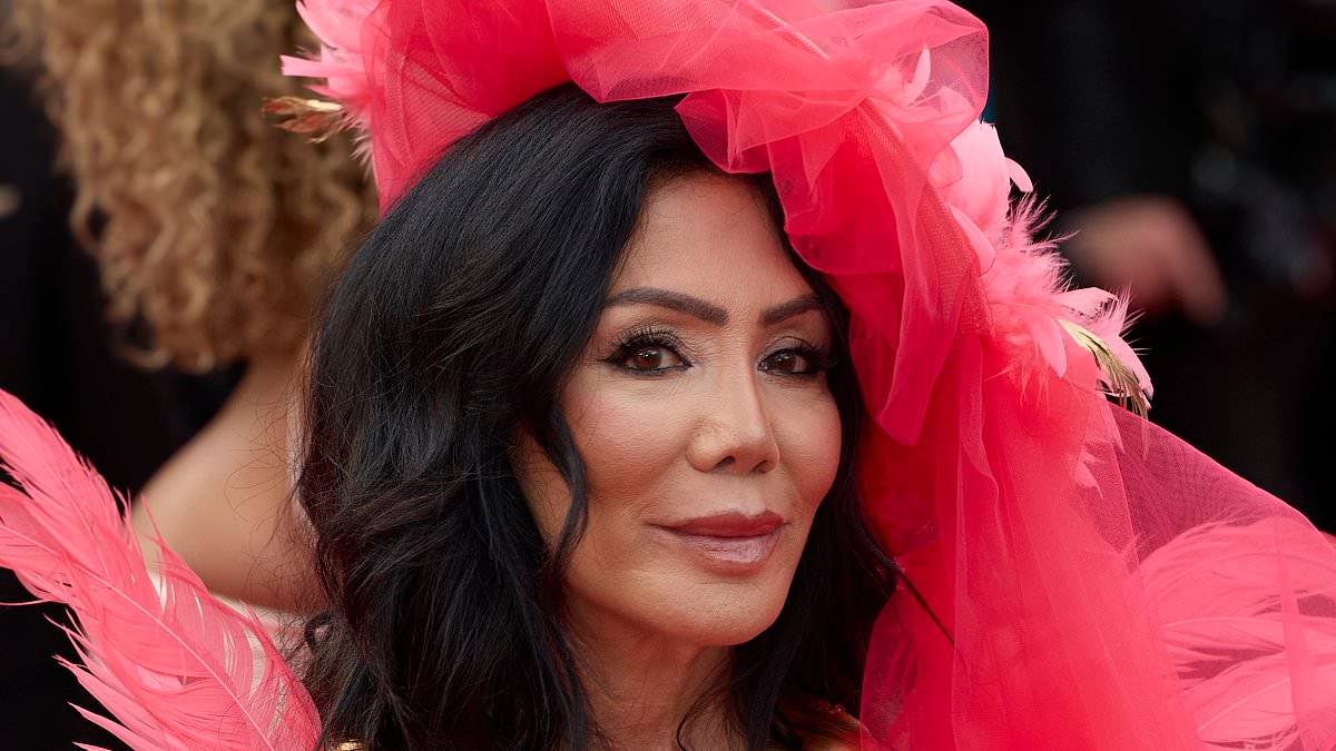 Real Housewives star who owns £5.5m castle in Kent is blasted for 'rude and arrogant' comment to waiter in Cannes restaurant