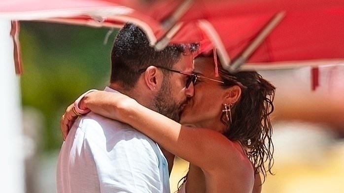 Giovanni Pernice shares a steamy kiss with bikini-clad girlfriend Bianca Guaccero as they soak up the sun during holiday in Barbados