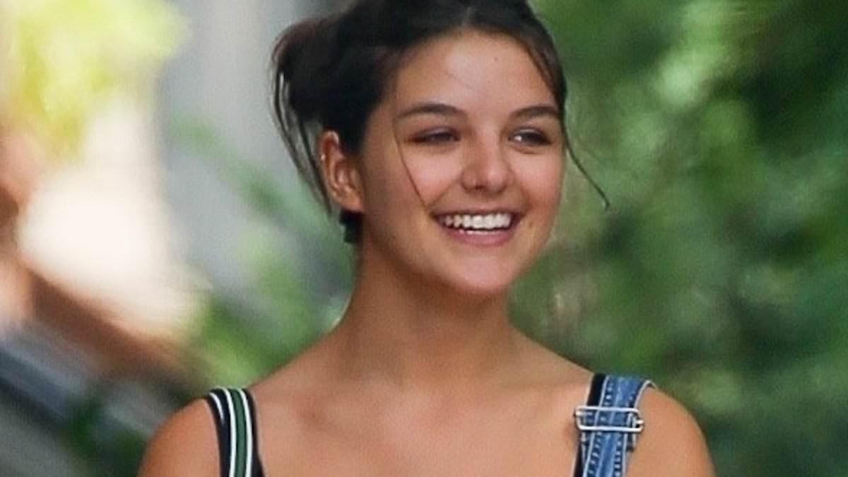 EXCLUSIVE Tom Cruise and Katie Holmes' daughter Suri, 19, OUT of college for summer after completing freshman year