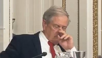 More lawmakers fall asleep during early morning vote