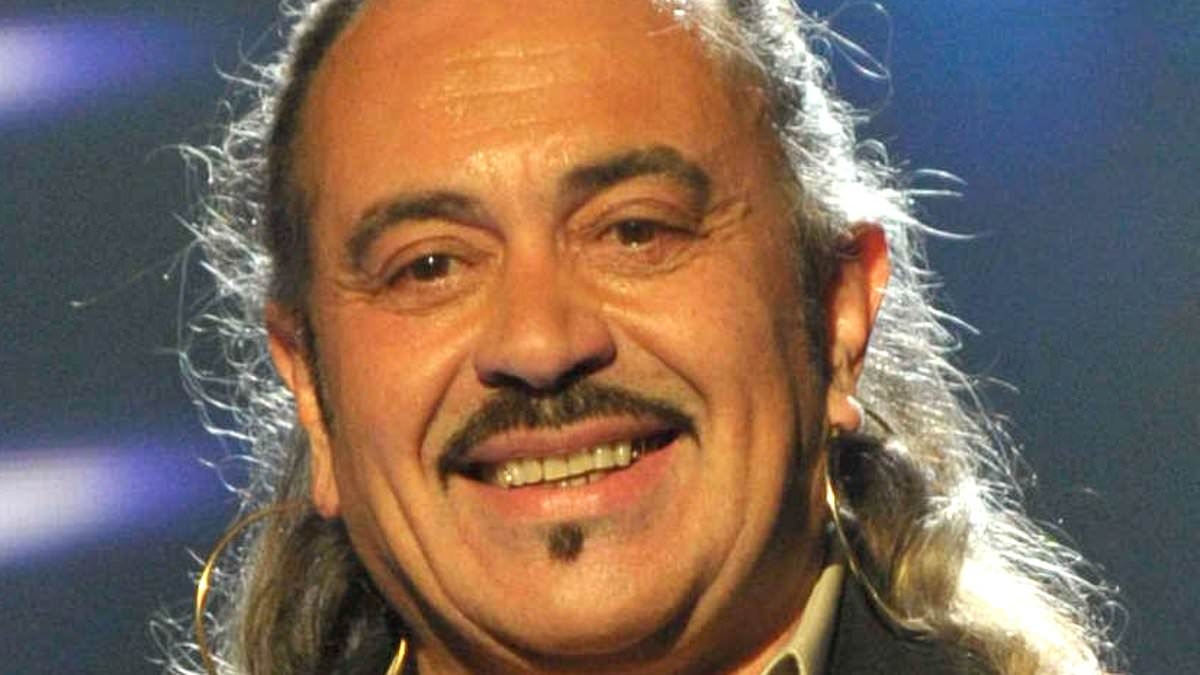 X Factor star Wagner reveals his jaw-dropping transformation after returning to the UK following failed hair transplant business in Brazil