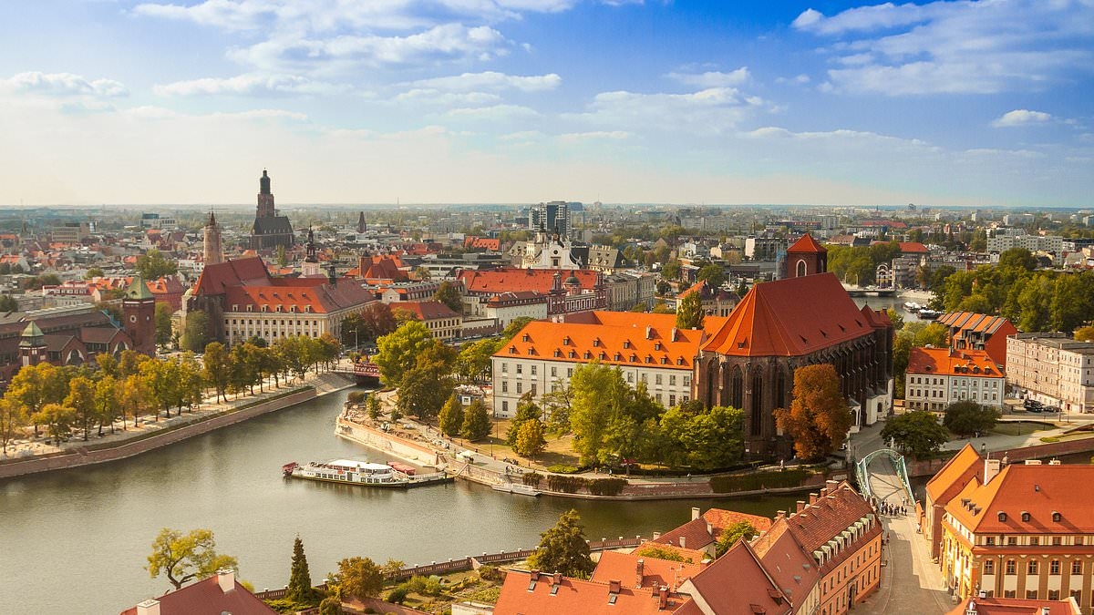 Polish City dubbed 'Venice of Eastern Europe' is one of the cheapest holiday spots for Brits with £30 return flights