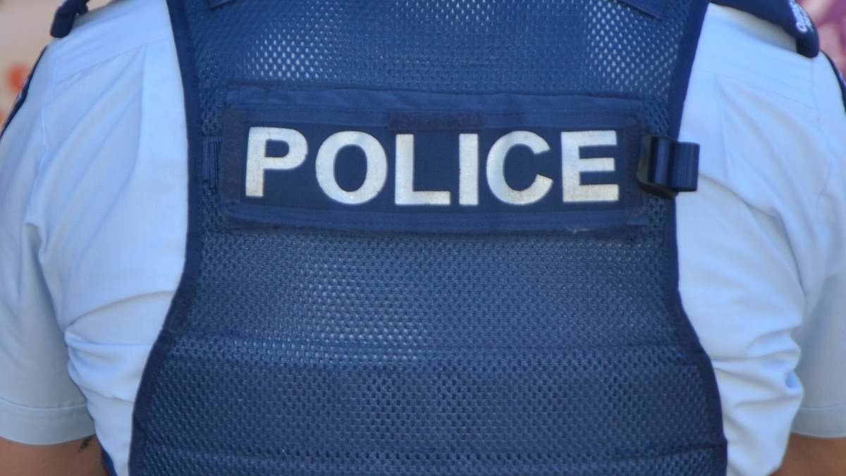 Queensland Police detective under fire as Australians demand resignation over alleged sexist facebook comment