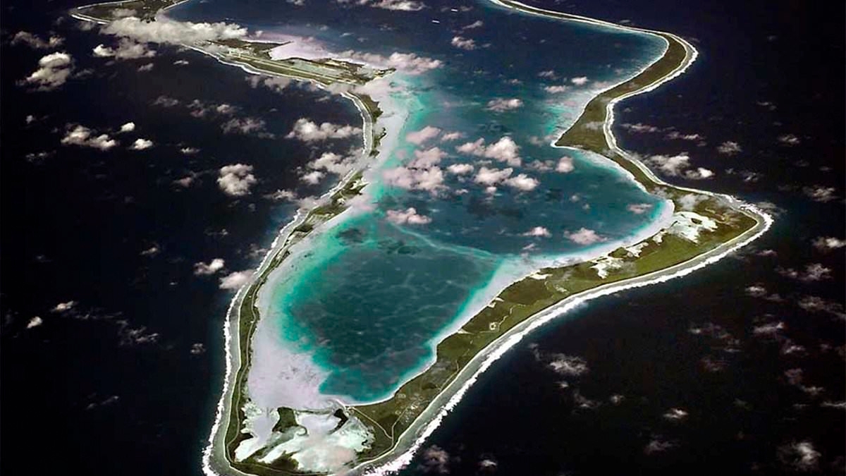 High Court grants injunction, halting Keir signing Chagos Islands deal