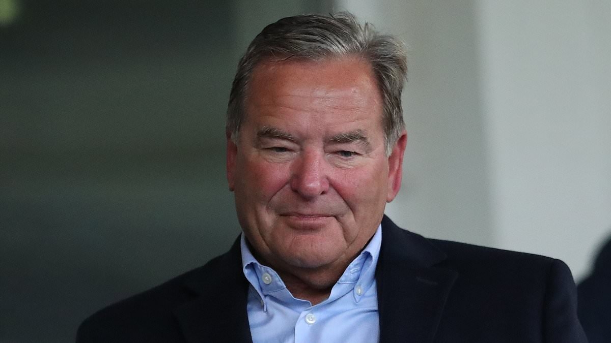 Jeff Stelling quits football role as broadcasting legend releases furious statement on social media after being left in an 'intolerable' position