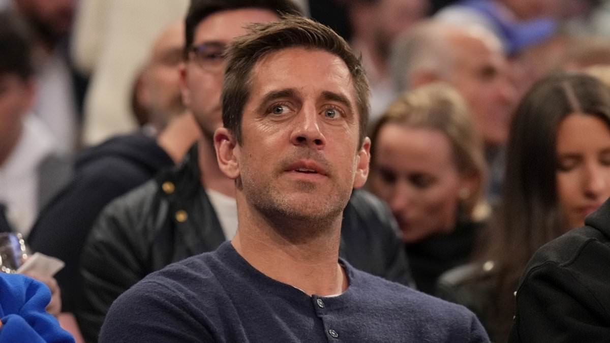 Aaron Rodgers unloads on trans athletes in stunning rant on Joe Rogan podcast: 'Slap in the face to women'