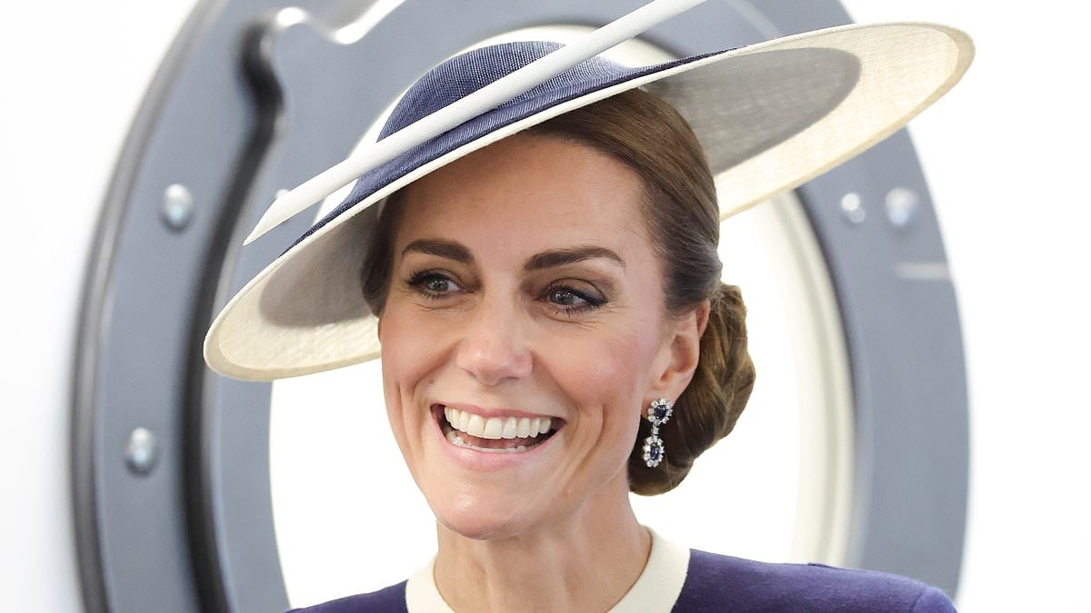 Prince William's sassy response after royal fan makes comment about Kate Middleton's appearance during Glasgow visit