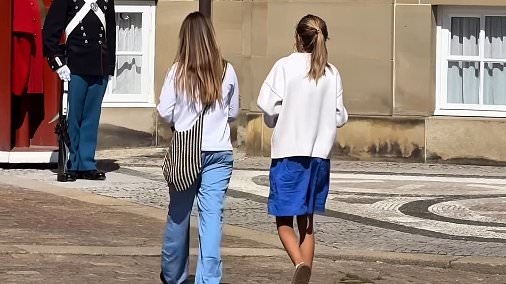 Incredible moment Queen Mary's teenager daughter walks up to Amalienborg Palace and rings the doorbell to be let in